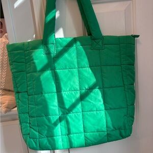 GAP Puffer  Tote NWOT